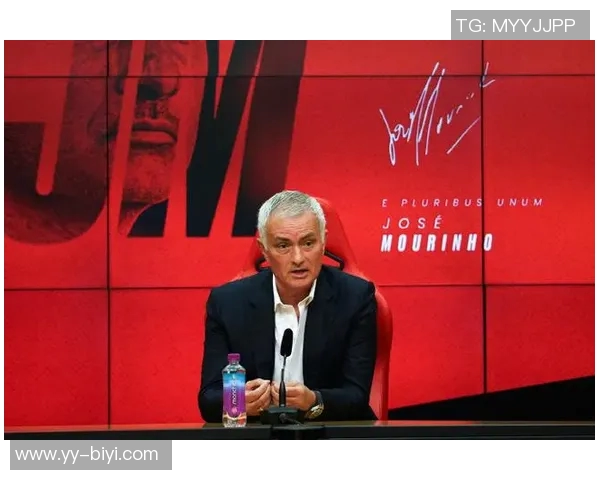 穆里尼奥执教生涯中的意外转折本菲卡前锋本欲加盟却转投费内巴切